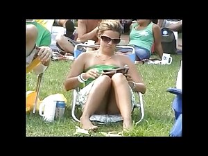 間違いのようなブロンド若い強い選手 女性 ...